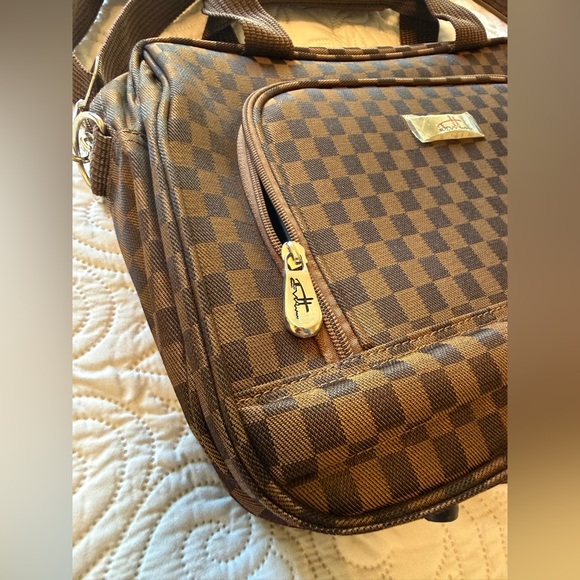 Brown Checkered Structured Travel Bag | Laptop Briefcase | Carry-On - Picture 4 of 8